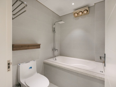 Chính chủ Cho thuê nhà Nguyên Căn đẹp tại Ngõ 8 Phố Từ Hoa, Tây Hồ, Hà Nội. Cạnh KS 5  Sheraton 7