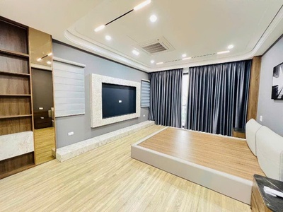 Hàng hiếm phố trạm45m - 4 ngủ master giá 6.5xx đồng 2