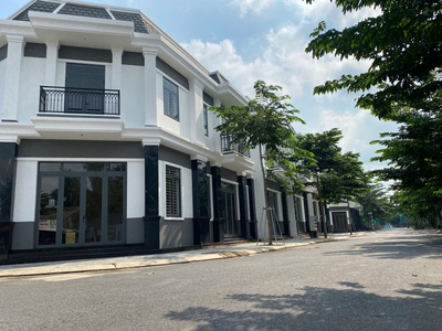 Bán nhà đường d8 phường hòa lợi tp. bến cát tỉnh bình dương  diện tích  5x16 thổ cư 100 4