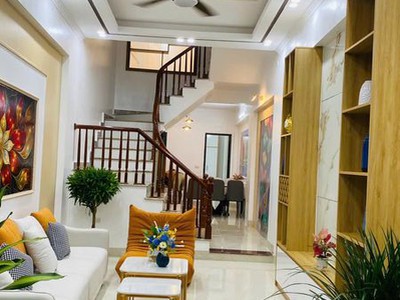Bán căn nhà 3 tầng mặt phố Lê Viết Hưng, ph Ngọc Châu, TP HD, 63m2, 4 ngủ, 3 vs, chỉ 2.98 tỷ 0