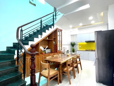 Nhà sát mặt tiền 56 m2 gần đại siêu thị emart gò vấp NHỈNH NHẸ 5 TỶ 0