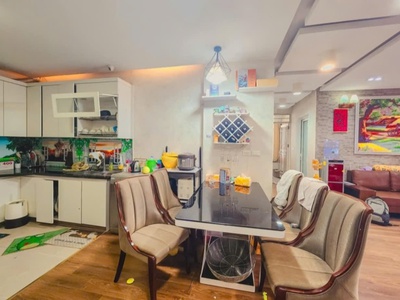 Bán chung cư Sunrise 90 Trần Thái Tông Cầu Giấy 100m giá 6.75 tỷ, lô góc, tặng nội thất 2