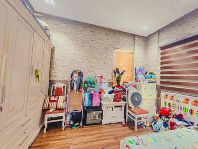 Bán chung cư Sunrise 90 Trần Thái Tông Cầu Giấy 100m giá 6.75 tỷ, lô góc, tặng nội thất 4