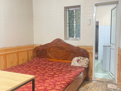 Bán nhà Tập thể Phương mai tầng 1 ô tô đỗ cửa 75m nhà nguyên bản gần bệnh viện tiện mở phòng khám 2