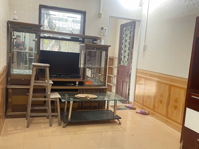 Bán nhà Tập thể Phương mai tầng 1 ô tô đỗ cửa 75m nhà nguyên bản gần bệnh viện tiện mở phòng khám 4