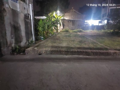 Chính chủ nhờ bán lô đất 55m2. mt4m, ô tô, gần phố, 3.55 tỷ, xuân nộn, đông anh. 0