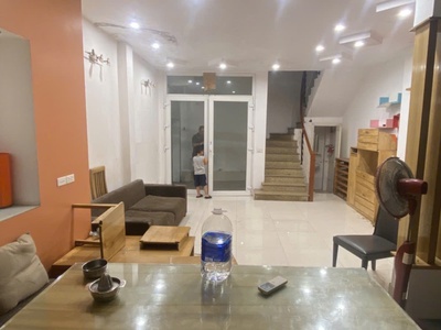 5 tầng 47.5 m2 phố hoàng ngân   ngõ nông, gần phố   chủ thiện chí, 6.6 tỷ 0