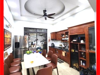Hiếm. nhà xa la 50m2, 4 tầng, giá 13 tỷ. mặt phố - kinh doanh - vỉa hè - ô tô tránh 0