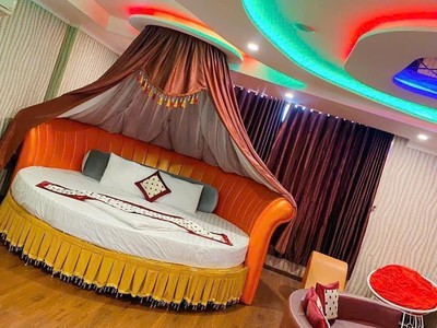 Bán hotel trung sơn, 7 tầng 6x20m 23pn hầm thang máy đầy đủ, dòng tiền 250tr/th, đường lớn 1