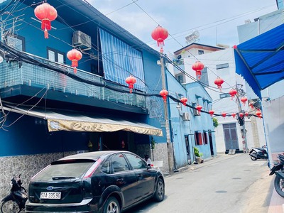 Bán nhà hxh âu cơ gần ngã tư lạc long quân, dt: 7x16m, 3 tầng, 1 đời chủ, 9.8 tỷ  tl 4