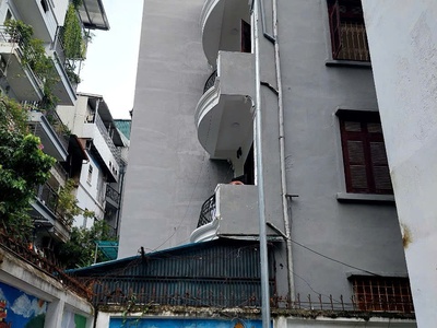 Bán nhà phố quan nhân   siêu đẹp   3 thoáng   5 tầng, 1