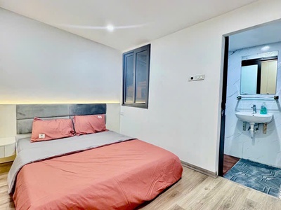 Cực hiếm nhà lê đức thọ 40m2 x 5t ccmn 9pkk doanh thu 500tr/năm chỉ 9 tỷ 2