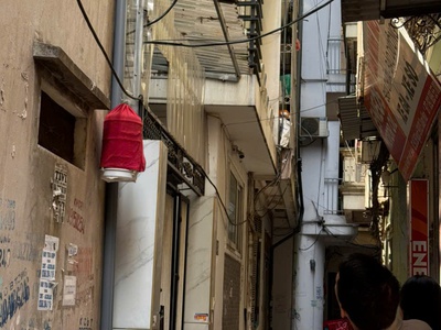 Chính chủ cần bán nhà trung tâm quận cầu giấy 1