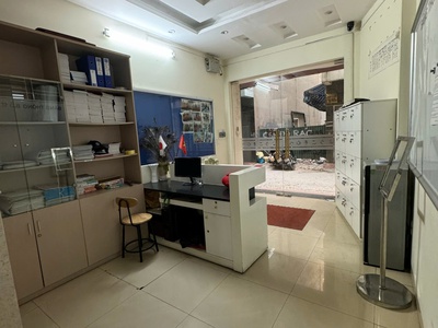 Cho thuê nhà làm hotel, KS ở  Phạm Thận Duật Mai Dịch 40m x 7T thang máy giá 40 triệu 0