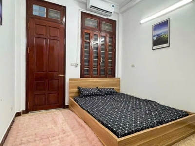 Cho thuê nhà  Bùi Xương Trạch, Thanh Xuân 70m x 5T - 6 phòng giá 17tr, CHDV, nhóm 3