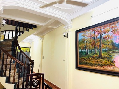 Nhà Cầu Giấy, Cầu Giấy. 50mx4  MT 3.5  Giá 9.4 tỷ  PHÂN LÔ - Ô TÔ ĐỖ CỬA - 20m Ô TÔ TRÁNH 4