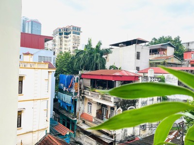 Nhà Cầu Giấy, Cầu Giấy. 50mx4  MT 3.5  Giá 9.4 tỷ  PHÂN LÔ - Ô TÔ ĐỖ CỬA - 20m Ô TÔ TRÁNH 5