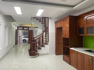 Bán gấp nhà dọc bún 1, 50m2, 5 tầng, giá 12 tỷ. ở ngay - vỉa hè - kinh doanh - ô tô tránh 0