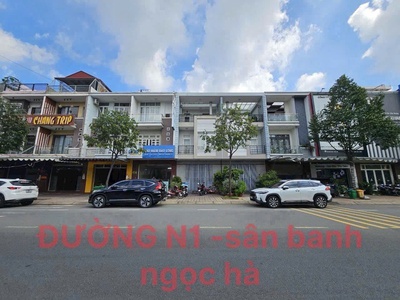 Bán nhà 1 trệt 2 lầu mặt tiền n1 kdc d2d, kinh doanh cực tốt, giá ngộp 0