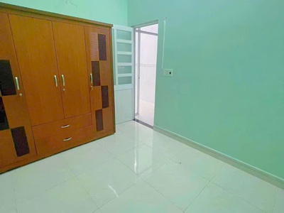 Cần cho thuê nhà phường quang vinh , gần chợ cây chàm giá 5tr 4