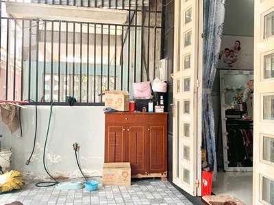 Cần cho thuê nhà phường quang vinh , gần chợ cây chàm giá 5tr 0