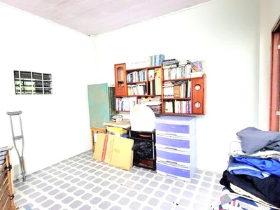 Xe hơi đỗ cổng, ngang 6m, ở ngay, trường thọ thủ đức, dt 61m2 6 x 10 . chỉ 4ty hơn. 1