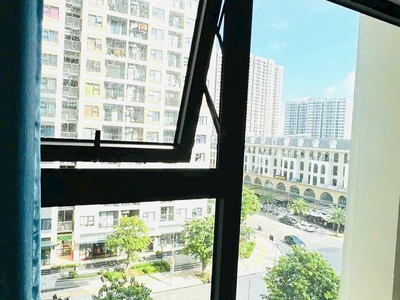 Bán studio 33m2 giá 1,390 dự án vinhomes grand park 2