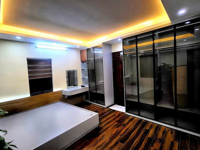 Dân xây thạch bàn 35m,6 tầng,nhỉnh 6tỷ,lô góc,gara,ôtô đỗ cửa,full nội thất,ngõ to đẹp 3