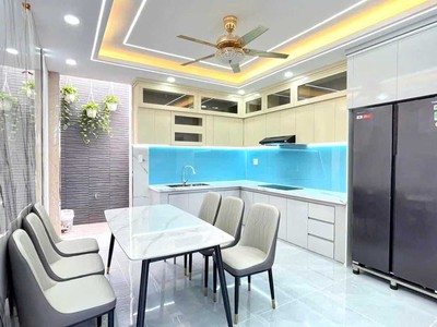 Nhà nguyễn thượng hiền, p.6,2 tầng,hxh,38m2,2 pn,hc, chỉ 4.x 2