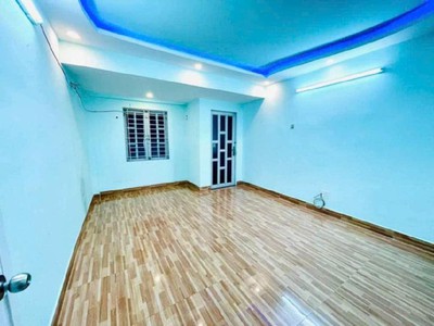 N53 - 4 -  nhà bán ngay xvnt ngay nguyễn cửu vân - 50m2 - hẻm thông , giáp q1- 5 tỷ 6 4