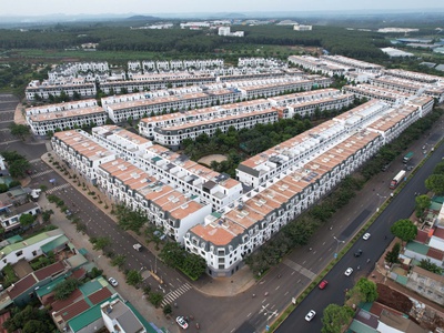Bán gấp nhà phố vườn phân khu milano mặt đường qh 30 tại khu đô thị ecocity premia - buôn ma thuột 1