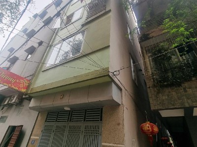 Bán nhà học viên tài chính - dt50m2 - 5 tầng - giá 7.5 tỷ - bắc từ liêm -kinh doanh - ô tô 0