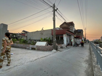 Siêu phẩm giá tốt    chính chủ bán lô đất 400m2 tại xã tân tiến, an dương, hải phòng. 0
