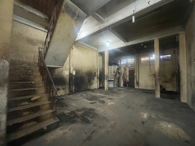 Bán nhà âu cơ, q11, ngang 6.3m x 15m, hẻm nhựa 10m, chỉ 14 tỷ 2