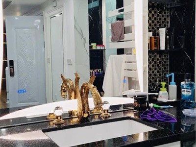 Toa nhà mặt phố quận cầu giấy thông số đẹp hơn cả siêu mẫu, thang máy, nội thất 10tỷ, vỉa hè 3m, 4