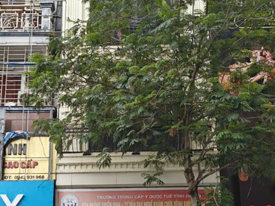 Cho thuê mặt bằng Kinh doanh 180m, Phố Lạc Trung, Q. Hai Bà Trưng 0