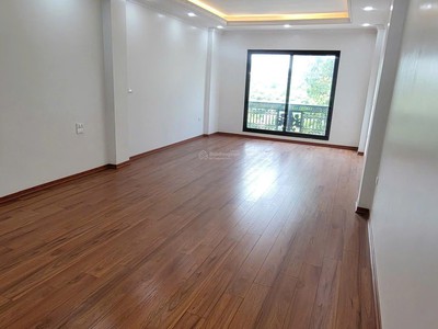 Cho thuê cả tòa văn phòng mới 100, đặc biệt giá thuê dài hạn bao tốt ngay tt quận hoàng mai 2