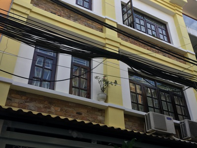 Bán nhà mặt tiền kd đường ngô thời nhiệm,q.3,dt:18mx25m,kc: 2 lầu giá:125 tỷ 1