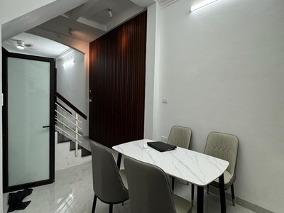 Hoàng hoa thám - ba đình - 5pn - an sinh đỉnh - sổ vuông a4- nhỉnh 7 tỷ 2