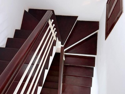 Hoàng hoa thám - ba đình - 5pn - an sinh đỉnh - sổ vuông a4- nhỉnh 7 tỷ 4