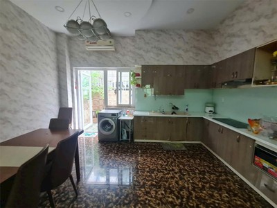 Cho thuê nhà nguyên căn kdc melosa khang điền, q.9,  dt 94m2, 3 tầng, 3 phòng ngủ, full nội thất 3