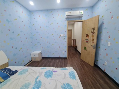 Cho thuê nhà nguyên căn kdc melosa khang điền, q.9,  dt 94m2, 3 tầng, 3 phòng ngủ, full nội thất 4