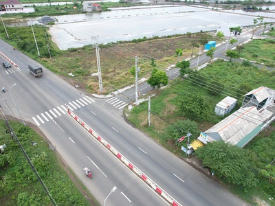 Góc 2mt đường tl 44a long điền 10x32 m2 - tc 160 giá 4,8 tỷ shr 1