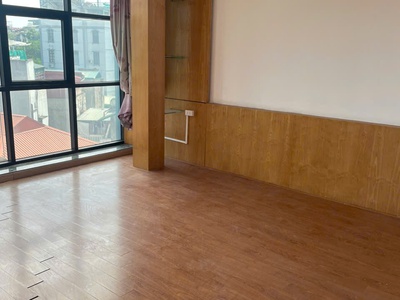 Chính chủ cho thuê cả nhà hoặc từng tầng thông sàn và ngăn sẵn tại Nguyễn Khang 1