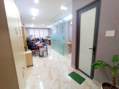 Cho thuê nhà mặt tiền139 Nguyễn Phúc Nguyên, P10, Quận 3. 4 Tầng 5x20  400m2 chỉ 80tr 2