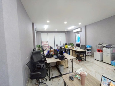 Cho thuê nhà mặt tiền139 Nguyễn Phúc Nguyên, P10, Quận 3. 4 Tầng 5x20  400m2 chỉ 80tr 3