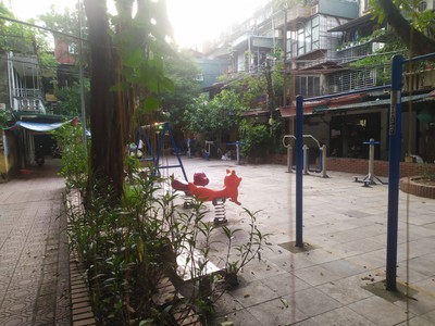 Cho thuê nhà đầu hồi 2 mặt thoáng TDT 50m2 nhà D2 nguyễn công trứ Q.Hai Bà Trưng Hà nội giá rẻ 7