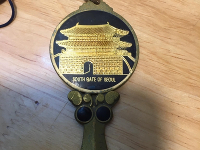 Trâm cài tóc hình cổng nam thành phố Seoul Hàn Quốc, dành cho sưu tầm, chất liệu hợp kim giá đồng v 2