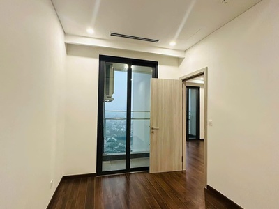 Chính chủ cần bán gấp căn hộ 1n 1 toà masteri c, view nội khu 3