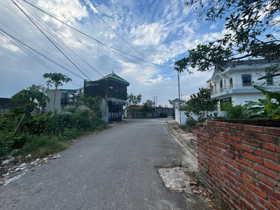 T100   Bán đất Tràng Cát ngõ 322 Thành Tô, dt 76,5m2 ngõ rộng hơn 3m giá chỉ 18,5tr/m2. 0